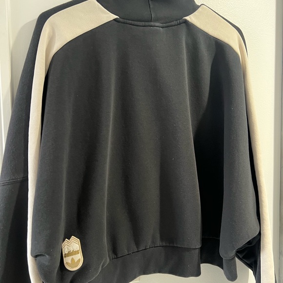 Adidas Black Ribbed Jacket - Picture 6 of 8